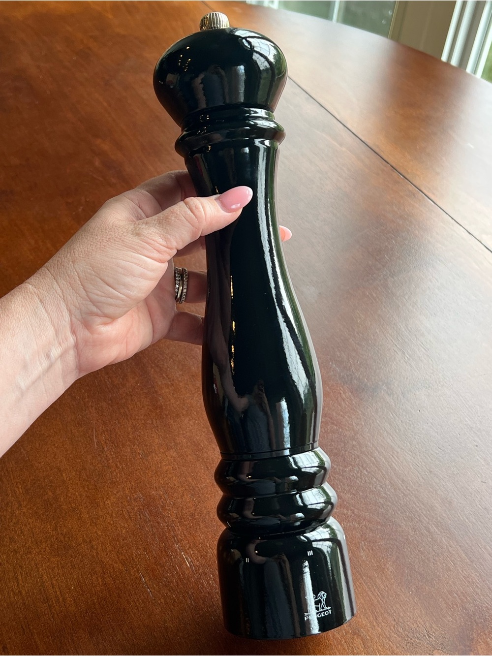 Peugeot Paris U'Select Pepper Mill, 13.35 total Inches tall, Black Lacquer